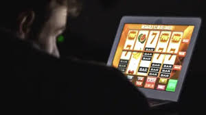 Online Casino Innovations Designed to Reduce Risks for Players